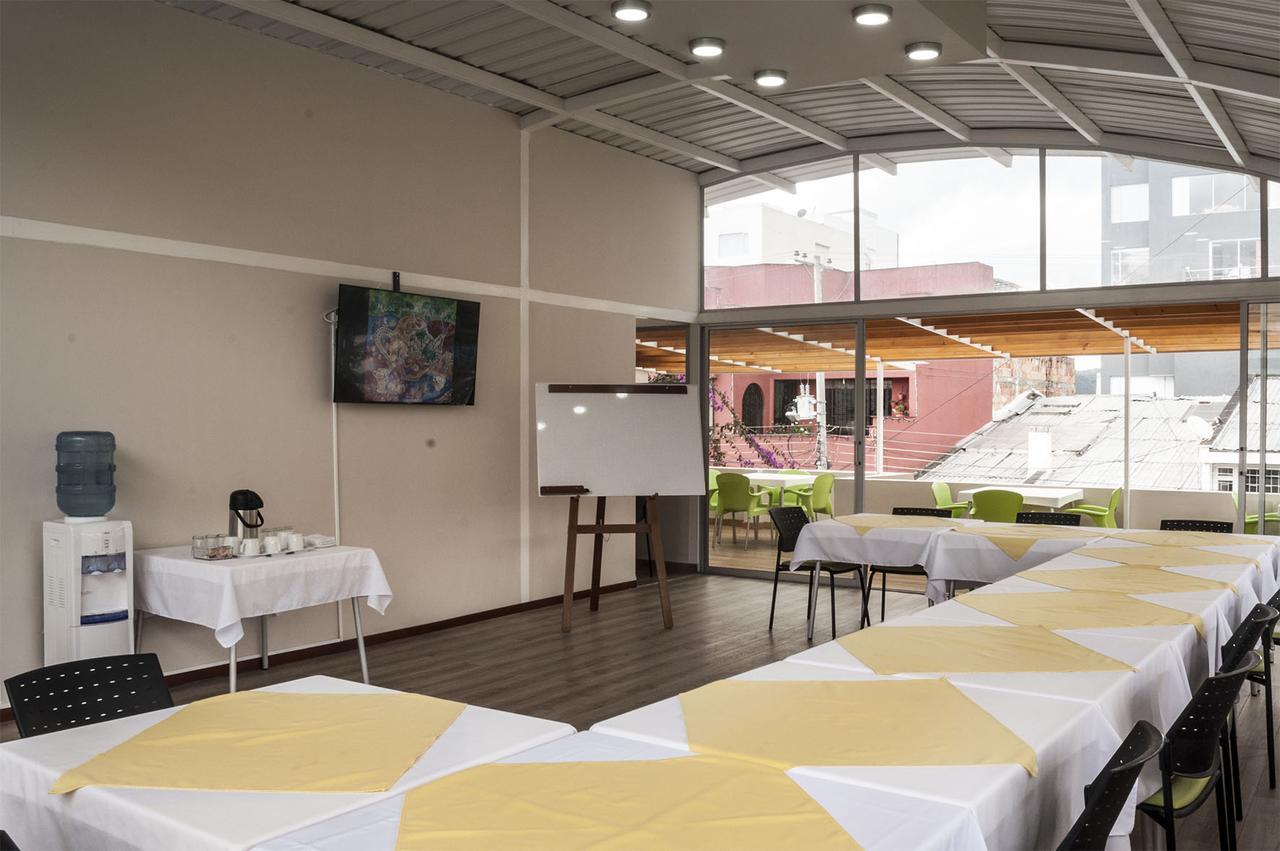 Hotel Parque Reservado Пасто Екстериор снимка
